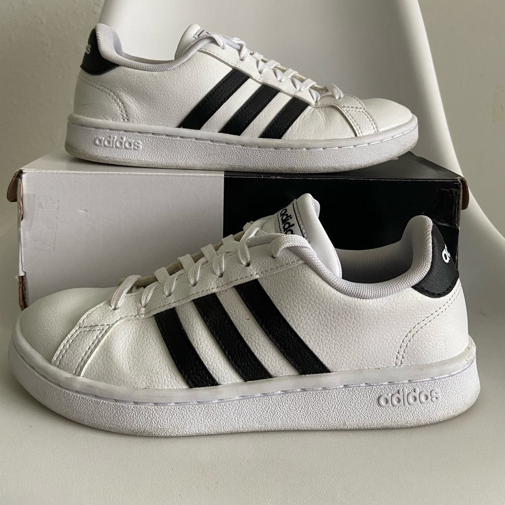 Adidas Grand Court